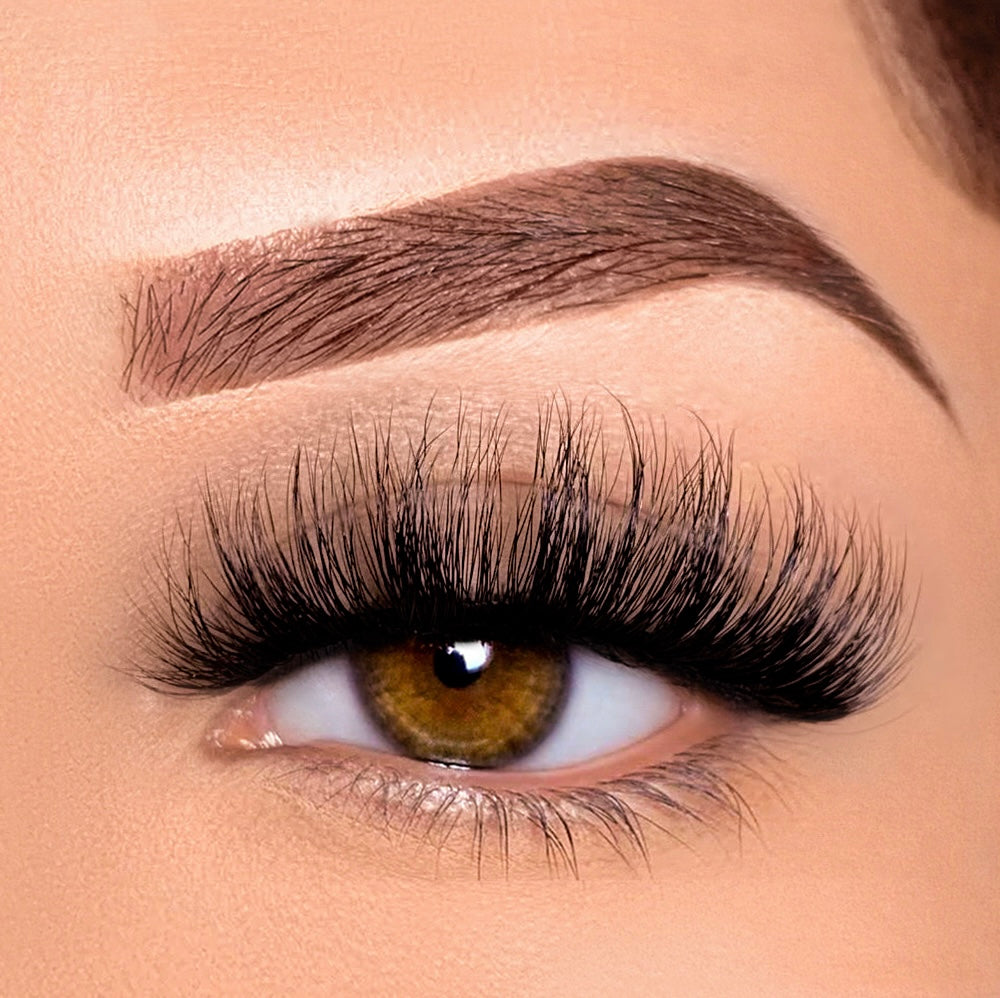 Foxy false lashes – image 1